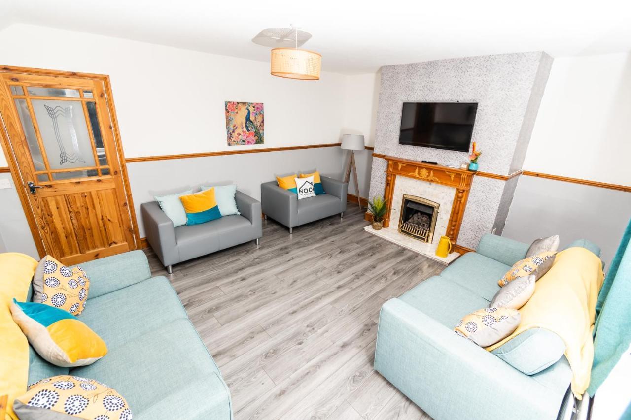 Greenbourne - 4 Bedrooms Sleeps 8 Free Parking Gateshead Exterior foto